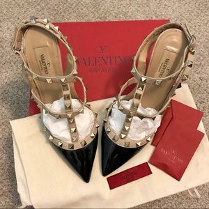 SOLD ❌ Valentino Rockstud T-strap Pumps